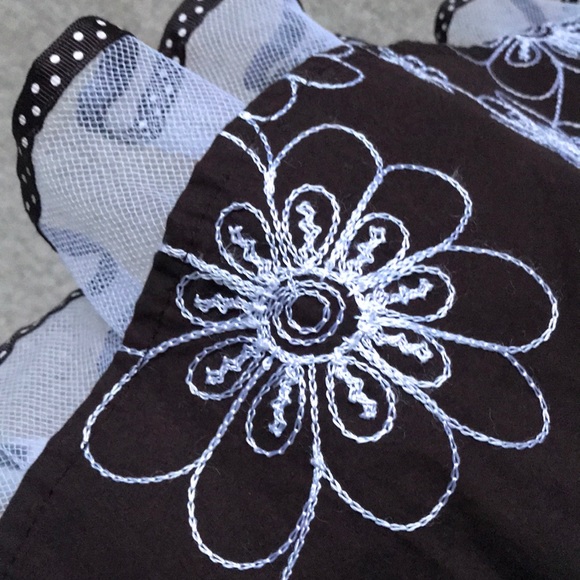 🍭 Dress up the little girl! (2T) - Picture 4 of 6